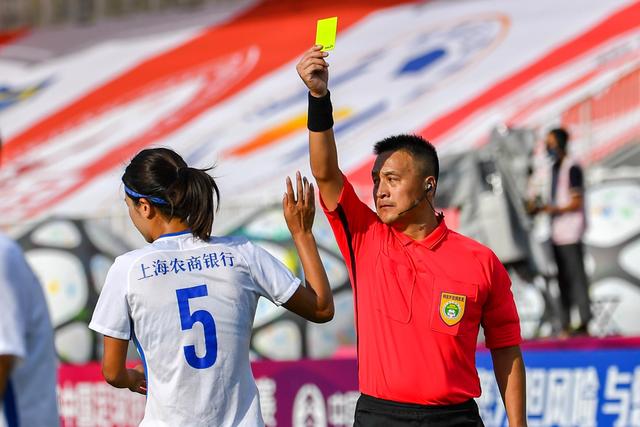 媒体人：袁堂文大概率下赛季重返上海男篮